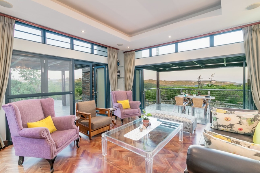 5 Bedroom Property for Sale in Pezula Golf Estate Western Cape